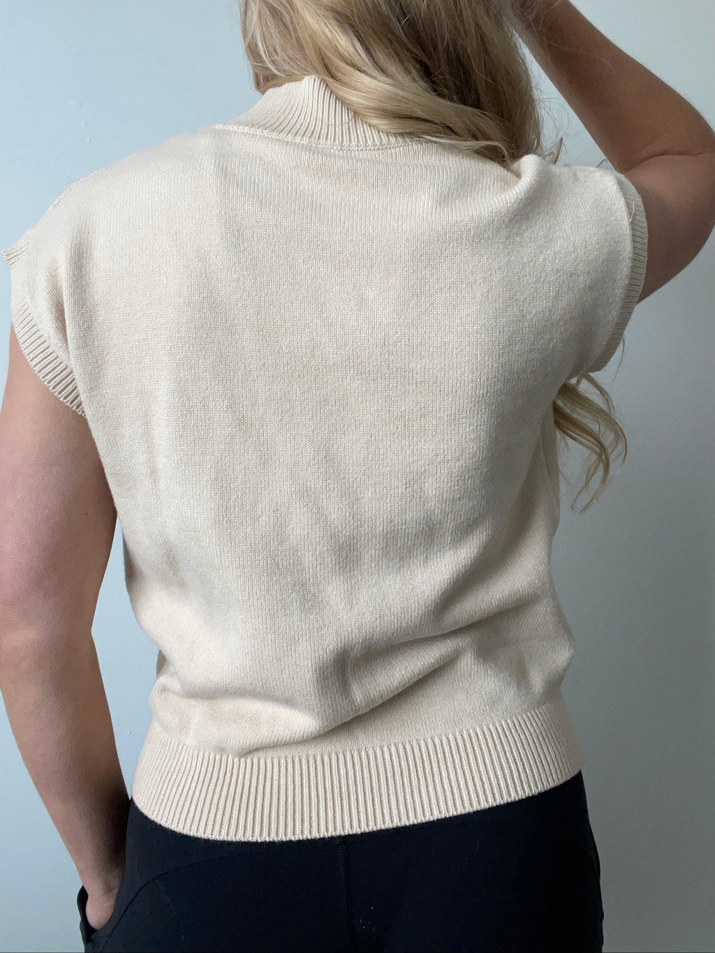 Horseshoe Knit Tee
